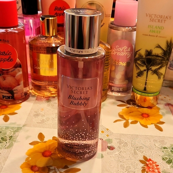 PINK Victoria's Secret Other - PINK VS BLUSHING BUBBLY